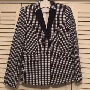 J. Crew Jackets & Coats - JCrew women’s navy blue/white print blazer J. Crew Jackets & Coats - JCrew women’s navy blue/white print blazer